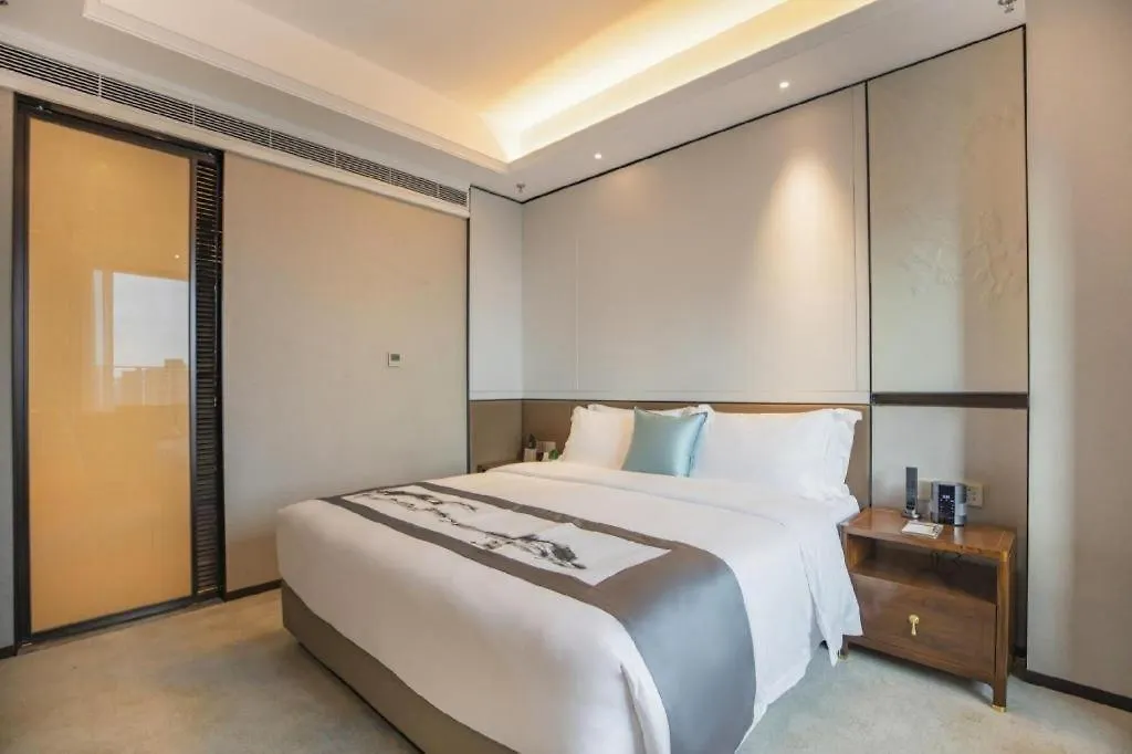 Shanghai Sunshine Hotel